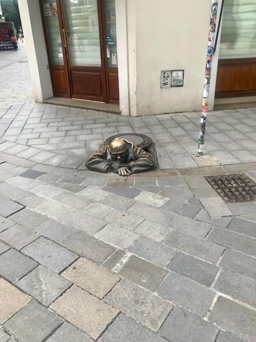 1St May Plaza Bratislava Eksteriør bilde